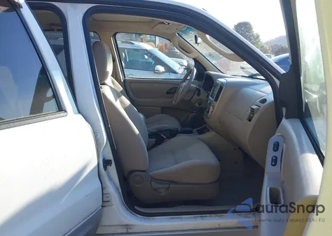 2007 Ford Escape Xlt/Xlt Sport from USA, damaged, VIN 1FMYU03137KB61562